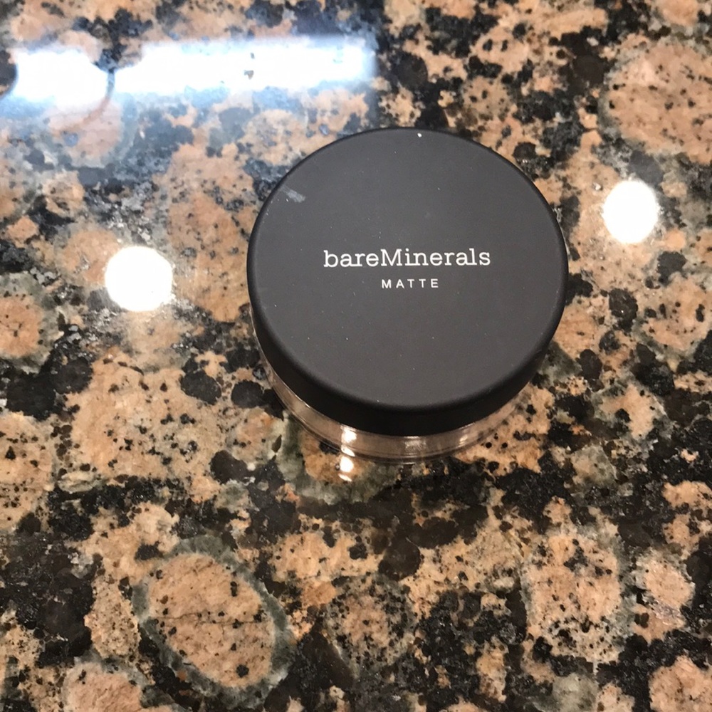 Bare Minerals Matte Foundation In Golden Fair W10